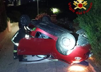 Esce di strada e si ribalta: un ferito a Santa Teresa di Gallura