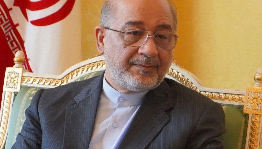 L’Ambasciatore dell’Iran torna a Cagliari e i soliti 4 sfigati gridano al rossobrunismo: cialtroni!