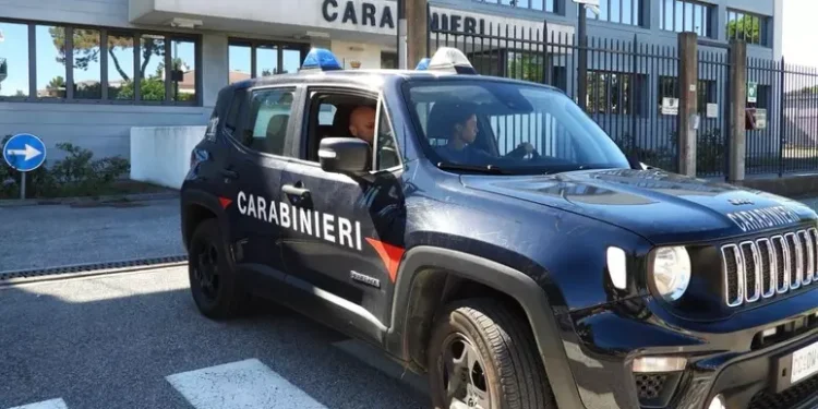17enne uccide la zia e lancia il cadavere nel fiume