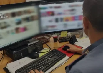 Baby gang perseguita anziani e invalidi e pubblica i raid sui social