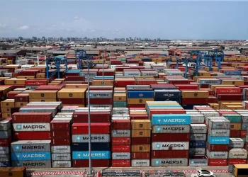 Istat, ad aprile export +8,8% su anno in valore, su mese -2,2%