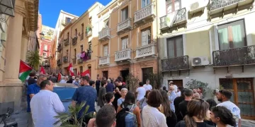 Presidio davanti a moschea Cagliari contro atto incendiario