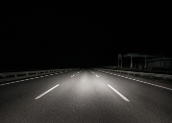 SS 131 di notte. Il deserto di servizi sulla strada più importante della Sardegna