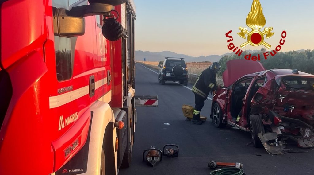 Tragico incidente ad Assemini, un deceduto e un bambino incastrato tra le lamiere