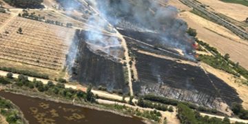 Fiamme a Olmedo, in azione l’elicottero del Corpo Forestale