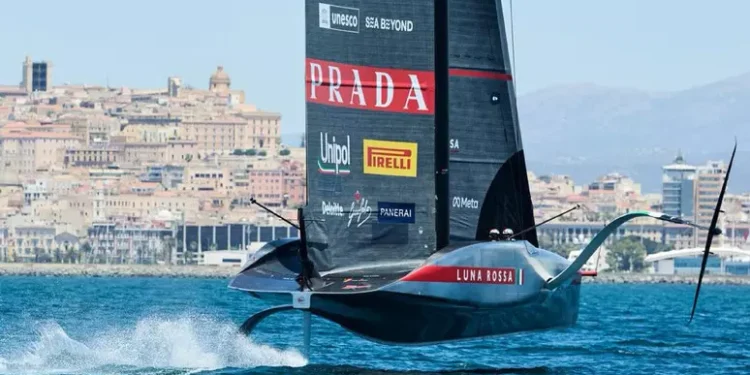 Vela: Luna Rossa in mare a Cagliari in vista dell’America’s Cup 2027