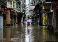 Giappone, allerta per due tifoni: evacuazioni in 13 prefetture