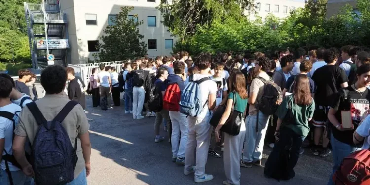 Maturità, tra le tracce proposte un testo tratto dal libro di Calabresi, Frank Furedi e ‘I confini contano’
