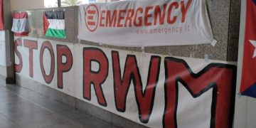 Sit-in a Cagliari contro la fabbrica di armi