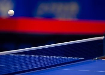 Atleti russi di ping pong con bandiera e inno a partire dal 28 luglio