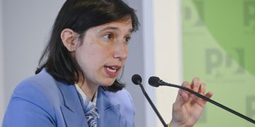 Legge elettorale, Schlein: “È l’unica priorità della destra, faremo muro”
