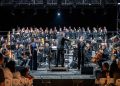 Sold out e lunga ovazione a Tharros per “Morricone dirige Morricone”