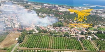 Vasto incendio a Tortolì, presente l’elicottero della Forestale