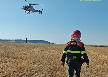 Prosegue dopo 24 ore lo spegnimento dell’incendio a Bonorva