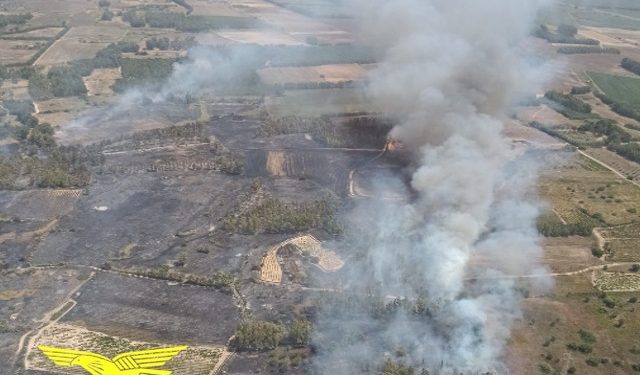 La Sardegna in cenere, vasti incendi in tutta l’isola, in campo i mezzi aerei antincendio