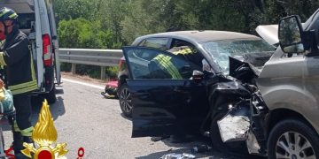 Gravissimo incidente sulla statale 125: sei feriti, due trasportati in elisoccorso