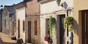 Turismo: pubblicati i bandi per l’albergo diffuso per l’anno 2026