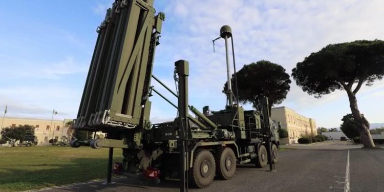 L’Italia complice del regime sanguinario ucraino: a breve la produzione di missili antiaerei