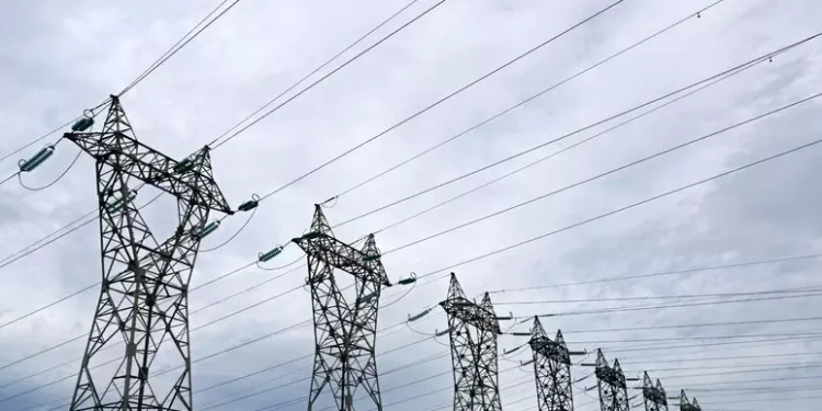 In 3 mesi aumento del 6,1% dei prezzi di elettricità e gas
