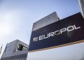 Pianificavano online gli stupri di mogli e compagne: arrestate 57 persone in tutta Europa