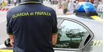 Sequestrati 5,5 kg di hashish tra Roma e Cagliari, arrestato il destinatario della spedizione