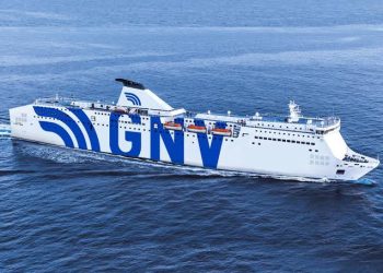 Paura nella traversata tra Porto Torres e Genova: fiamme sulla nave Allegra