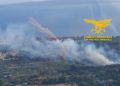 Incendio a Portoscuso, sul posto anche l’elicottero