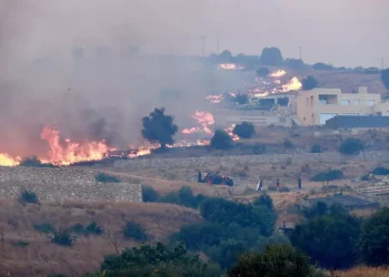 Incendi in Grecia, 8.000 persone evacuate a Creta