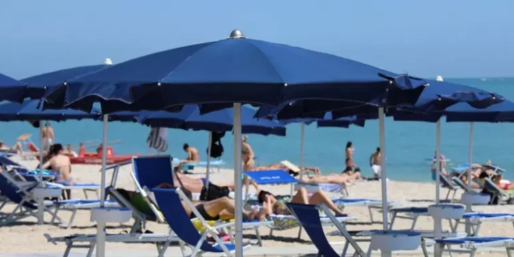 A Ferragosto 17,5 milioni di turisti, spesa diretta superiore a 9 miliardi