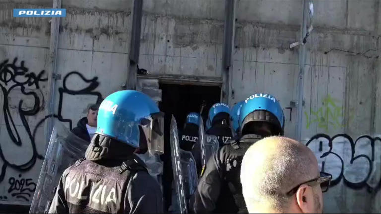 Maxi blitz contro le baby gang: 539 arresti in tutta Italia, sequestrate armi e droga