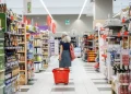 Consumi, vendite al dettaglio in lieve aumento dello 0,2% a maggio