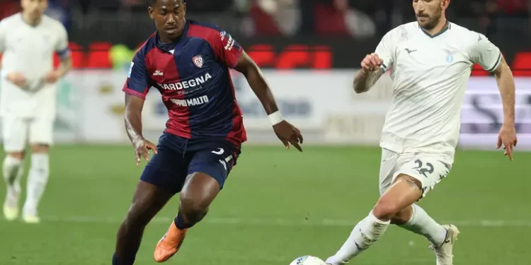 Attaccante del Cagliari Trepy rischia di annegare, è in terapia intensiva