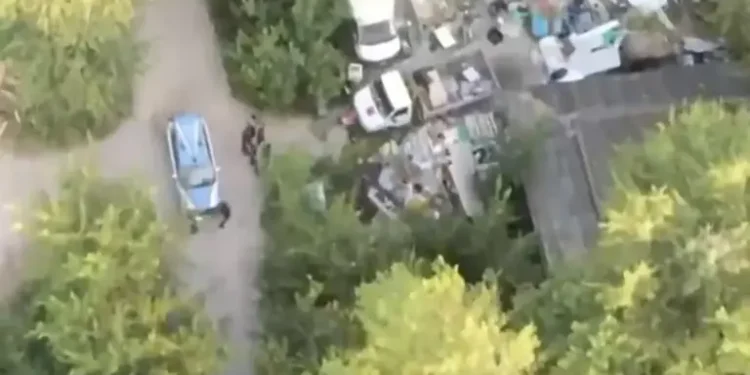 Blitz della polizia in campi nomadi di Milano, Torino, Verona e Padova: 6 arresti, 9 denunce e 4 espulsioni