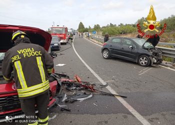 Gravissimo incidente a Orosei: scontro frontale con feriti in codice rosso