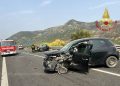 Scontro tra due auto sulla 125 Var nel territorio di Sinnai: tre feriti in codice rosso