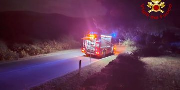 Vastissimo incendio tra Arzana ed Elini: interventi nella notte dei Vigili del Fuoco