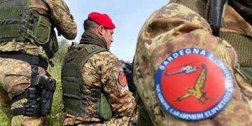 Sassari, maxi blitz antidroga nel centro