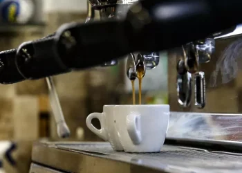 E’ caro tazzina, espresso in media a 1,29 euro (+24,5% sul 2025)