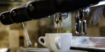 E’ caro tazzina, espresso in media a 1,29 euro (+24,5% sul 2025)