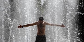 Meteo, in arrivo la quinta ondata di caldo del 2026: “Fiammata africana breve ma intensa, attenzione ai temporali violenti”