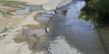 Assemini, importante perdita d’acqua in via Tuveri