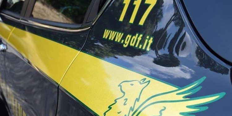 Reati tributari nel settore edile, confiscati sei immobili a imprenditore romano