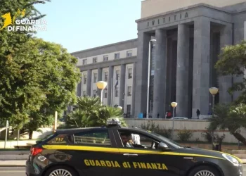Operazione antidroga, spedivano cocaina e hashish con pacchi postali: 4 arresti a Cagliari