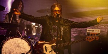 Gleen Hughes annuncia il ritiro dai tour e dalle esibizioni dal vivo