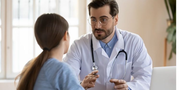 Medicina generale, in Sardegna trenta borse di studio in più: salgono a novanta i posti finanziati dalla Regione per il triennio 2026-2029