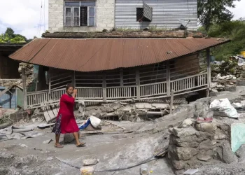 Nepal, 903 morti e 4.200 dispersi dopo le inondazioni