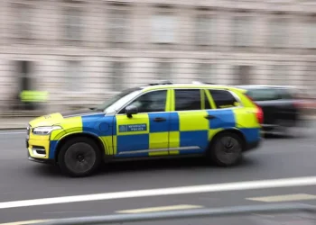 Ferite quattro persone a colpi di forbici nel centro di Londra, arrestata una donna