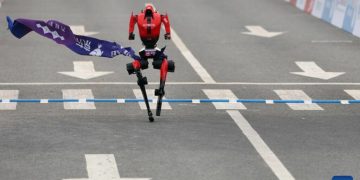 I robot cinesi sbancano in Borsa: +600% al debutto per Unitree
