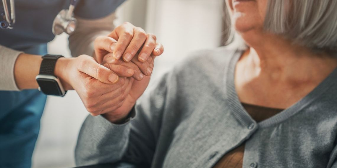 Politiche Sociali, la Regione approva la prima programmazione delle strutture integrate
