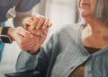 Politiche Sociali, la Regione approva la prima programmazione delle strutture integrate
